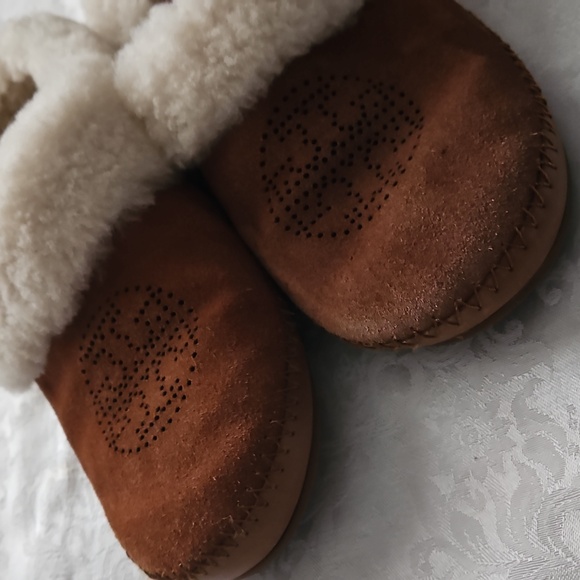 Tory Burch Coley Slippers, Size 8.5. - Picture 10 of 10
